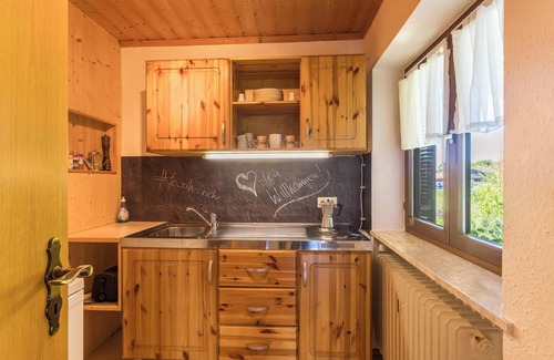 Gmund am Tegernsee Apartamento | Apartamento rústico "Heinrich" con terraza y Wi-Fi