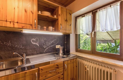 Gmund am Tegernsee Apartamento | Apartamento rústico "Heinrich" con terraza y Wi-Fi