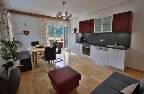 Abfaltersbach Apartamento | Apartamento rústico en los Dolomitas