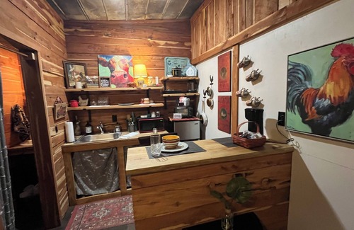 Readyville Casa | Rustic Barnsuite on the Farm - 2 Suites