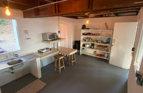 Sámara Cabina | Rustic Beach Front Cabin. Pet Friendly!
