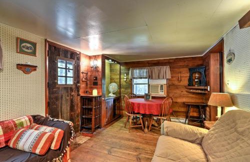 Buffalo Mills Casa | Rustic Bedford Cabin Near Hunting and Fishing