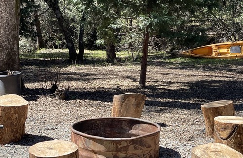 Placerville Alquiler De RV | Rustic Glamping Tent Retreat in Private Forest
