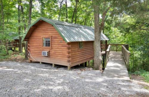 Bloomington Casa | Rustic Cabin in Lake Monroe