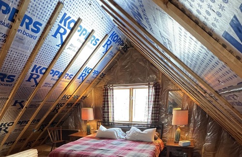 Pittsburg Cabina | Rustic cabin in Pittsburg NH with direct trail access & plenty of parking!!