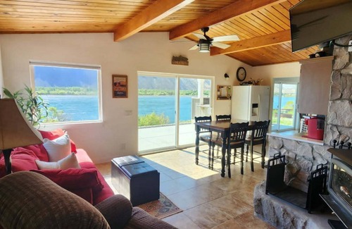 Beverly Casa | Rustic Cabin on the Columbia river.