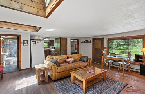 Historic Downtown Durango Cabina | Rustic Cabin on the Pine River, Pet-Friendly, Great Fishing