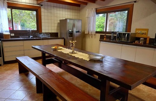 Tijucas do Sul Cabaña | Rustic cabin | Pool | Lake | Barbecue