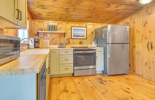 Rangeley Cabina | Rustic Cabin Retreat on Rangeley Lake!