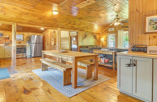 Rangeley Cabaña | Rustic Cabin Retreat on Rangeley Lake!