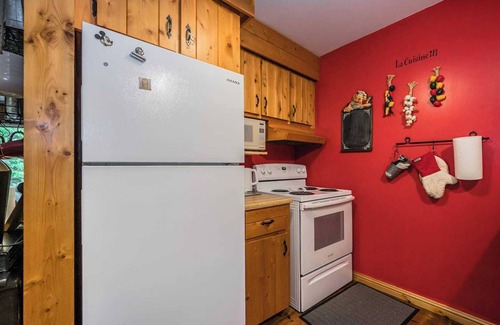 Tobermory Cabina | Rustic cabin w/ Games near Lake & National Park