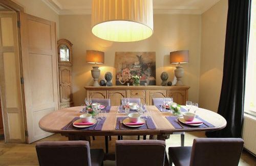 Latour Casa | Rustic Charm, Modern Comfort, cleaning included