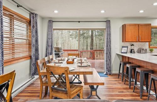 Gouldsboro Casa | Rustic-Chic Escape w Hot Tub Fireplace Nature Views Pine Woods Loft
