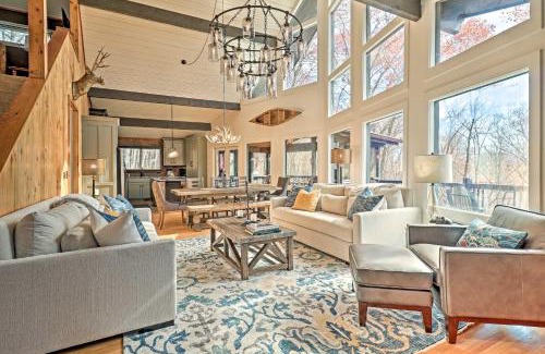 Sapphire Casa | Rustic-Chic Sapphire Home with Wraparound Decks