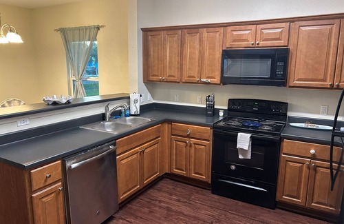 Aransas Pass Casa | Rustic Coastal 2BR on 6 Acres - 3 miles from Harbor and 12 minutes from Port A