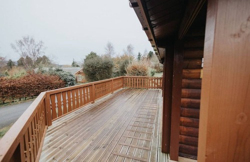 Bronaber Cabina | Rustic & Cozy 2 Bed Log Cabin Retreat