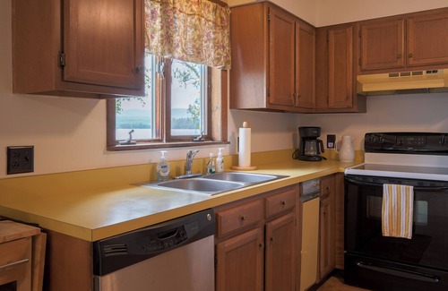 Ellenburg Center Cabina | Rustic, Cozy Lakefront Cabin with Private Beach on Upper Chateaugay Lake.