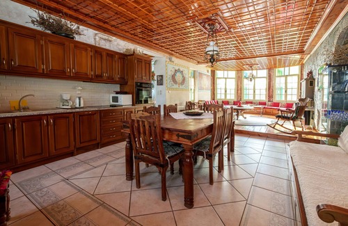 Tsepelovo Chalet De Esquí | Rustic Elegance With Stunning Views in the Heart of Zagori