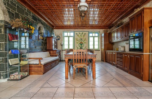 Tsepelovo Chalet De Esquí | Rustic Elegance With Stunning Views in the Heart of Zagori