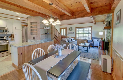 Ellijay Cabina | Rustic Ellijay Cabin with Fire Pit & Mtn Views!