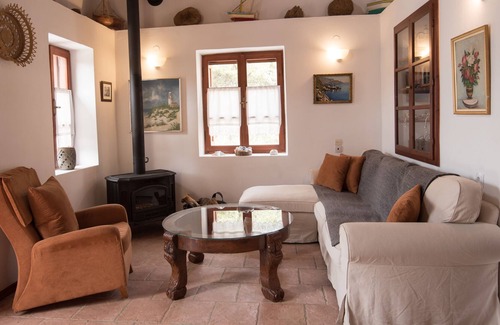 Panormos Cabaña | Rustic Escape - Private Haven Near the Beach