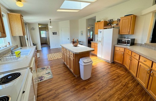 Victor Casa | Rustic Family Home in Victor w/Sauna