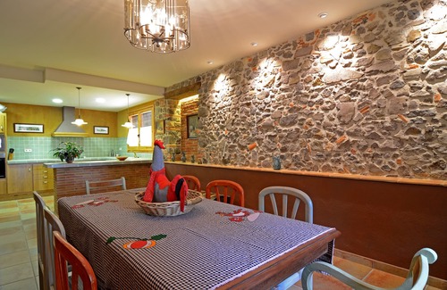 Sils Cabaña | MASÍA RÚSTICA IDEAL PARA FAMILIAS CON PISCINA PRIVADA Y GRAN JARDÍN