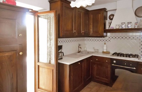 Castelnuovo di Garfagnana Otro | Casa de campo rústica, piscina privada de 5 dormitorios, a pie de restaurante, vistas a la montaña!