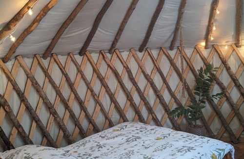 Dedham Cabina | Rustic farmstay in a cozy yurt