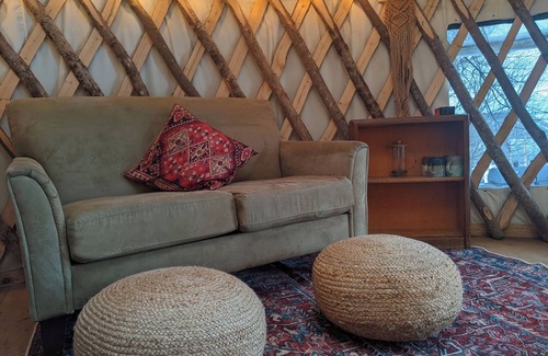 Dedham Cabina | Rustic farmstay in a cozy yurt