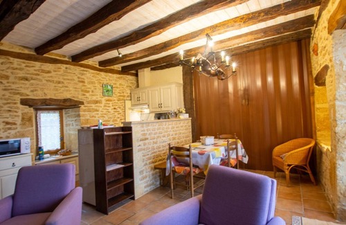 Marcillac-Saint-Quentin Cabaña | Casa rústica con jardín y zona infantil, cerca de Sarlat