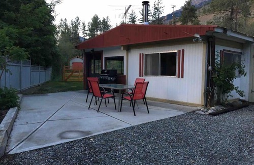 Lillooet Casa | Rustic getaway