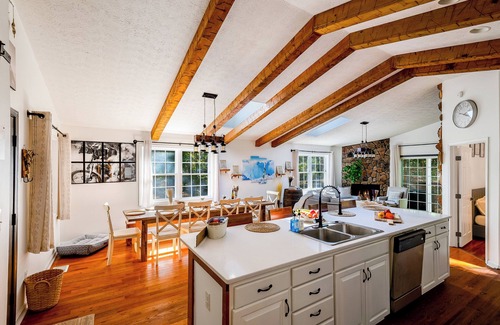 Mount Jackson Chalet De Esquí | Rustic Getaway HotTub&Games ~5min to Bryce Resort