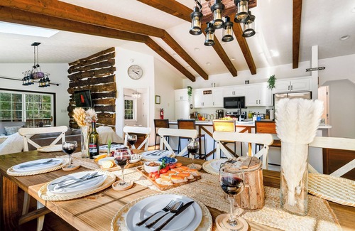 Mount Jackson Chalet De Esquí | Rustic Getaway HotTub&Games ~5min to Bryce Resort