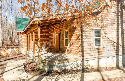 Fort Payne Casa | Rustic Getaway Tucked Away at Little River Canyon