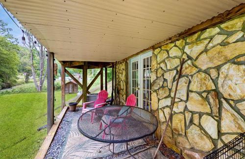 Kyle Casa | Rustic Getaway