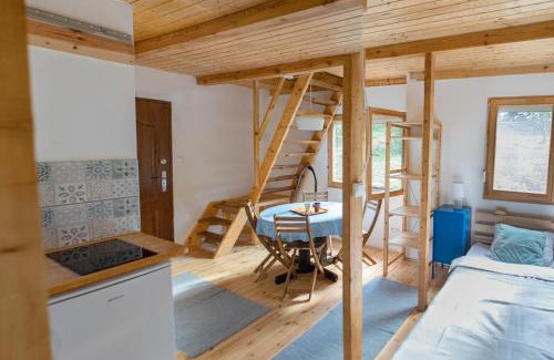 Balatonkenese Casa | Rustic&Green Guesthouse for 6 people FREE AIRCONDITIONER FREE COFFEE FREE PARKING