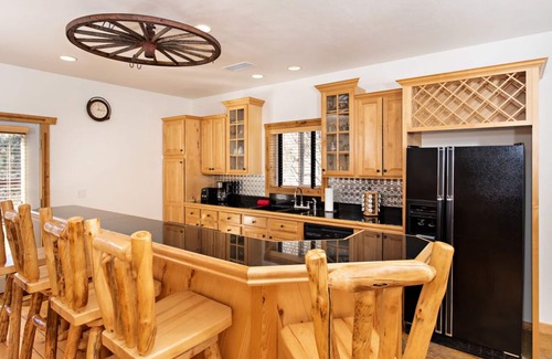 Glenwood Springs Casa | Rustic home on cattle ranch, near Glenwood Springs