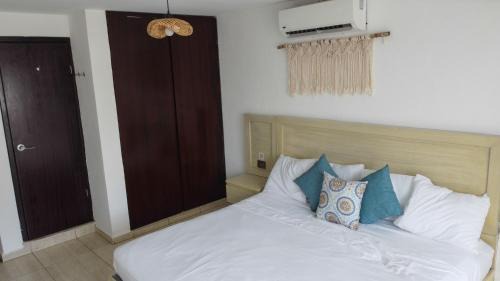 Centro - Supmza 001 Hotel | Rustic Hotel Isla Mujeres