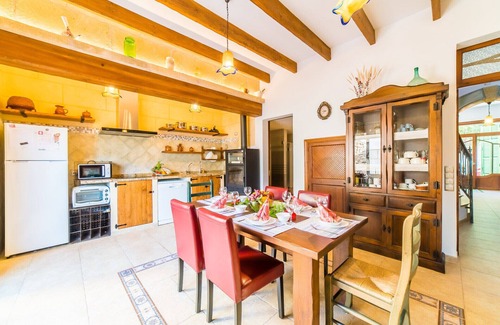 Sa Pobla Chalet De Esquí | Casa rústica Cal Tio con piscina en Mallorca