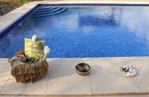Esporles Cabaña | Finca de 55000 m2 con jardines, piscina privada y WIFI. A 10 minutos de Palma