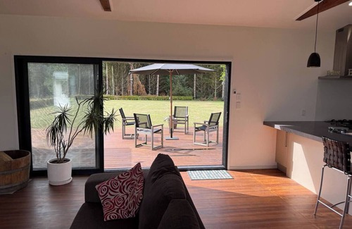 Oruanui Casa | rustic house in the wild. PRIVACY +