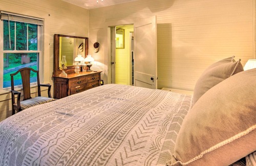 Linville Falls Cabaña | Rustic Linville Falls Cottage w/ Fire Pit!