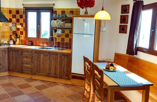 Las Gabias Casa | Loft rústico a 10 km. de Granada, con piscina, barbacoa y rodeado de vegetación