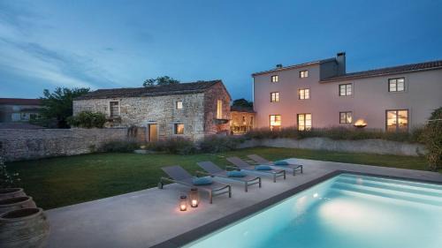 Tinjan Villa | Rustic luxury villa with stunning interior in Tinjan