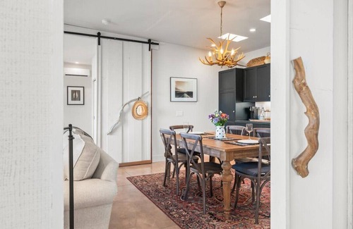 Palm Springs Casa | Rustic Modern Desert Retreat, Gateway to Joshua Tree