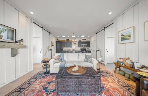 Palm Springs Casa | Rustic Modern Desert Retreat, Gateway to Joshua Tree