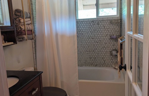 Vashon Island Otro | Rustic Modern Farmhouse on Vashon Island with Hot Tub & IR Sauna, Firepit