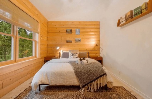 Mariposa Cabina | Rustic Mountain Bliss Near Yosemite