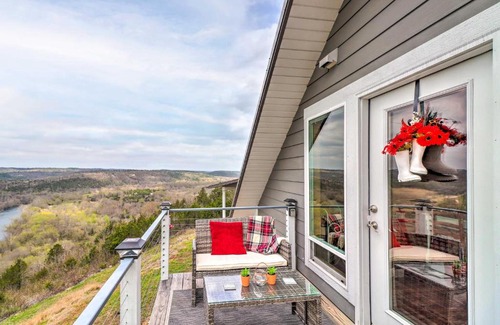 Norfork Apartamento | Rustic Norfork Studio with Million Dollar View!